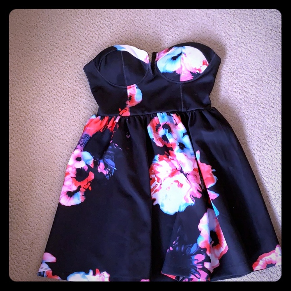MATERIAL GIRL Dress NEW with tags - Picture 1 of 3